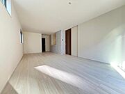 リビングダイニングになります。ご家族そろっての素敵な空間になりそうですね。