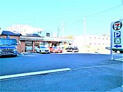 セブン-イレブン 藤沢朝日町店まで約1750m（徒歩22分）