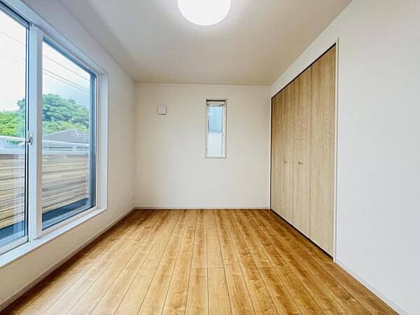 寝室を拡大表示