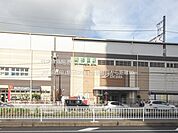JR「新杉田」駅まで約80m（徒歩1分）