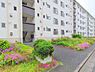 エントランス：ゆったりとした印象のエントランスです。