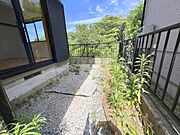 お庭スペースは、ガーデニングやお子様との外遊びなど多彩な用途でお楽しみいただけます。
