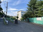 町田市立薬師中学校まで約761m（徒歩10分）