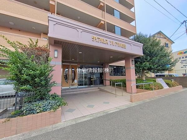エントランスを拡大表示