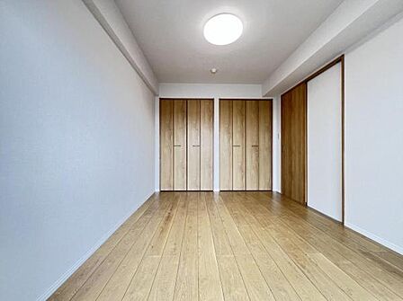 6帖の洋室はゲストルームとしてもお使いいただけますね。