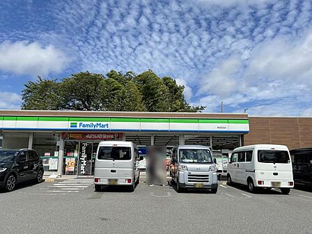 ファミリーマート 東名町田店まで約400m(徒歩5分)
