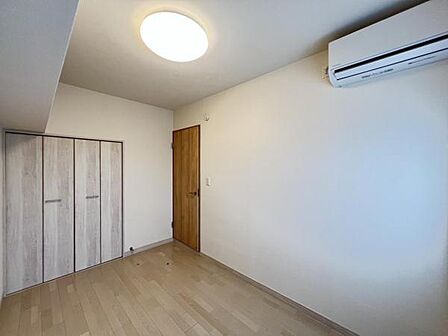 4.6帖の洋室はゲストルームとしてもお使いいただけますね。