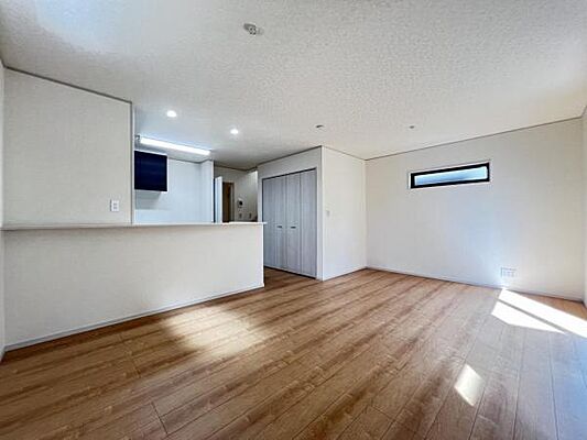 リビング/ダイニング 町田市鶴川4丁目 戸建　2号棟