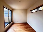 子供部屋にもちょうど良い大きさのお部屋です。