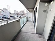 お洗濯ものを気持ち良く太陽の光で干せるのが嬉しいですね。