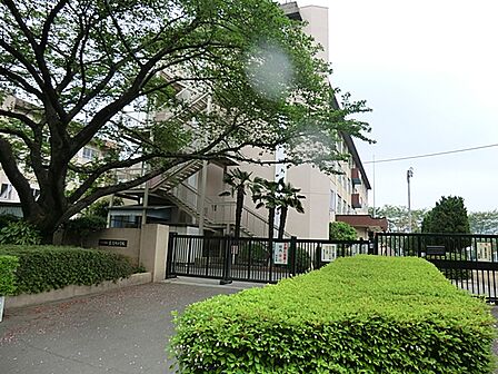 八王子市立東浅川小学校まで約550m（徒歩7分）