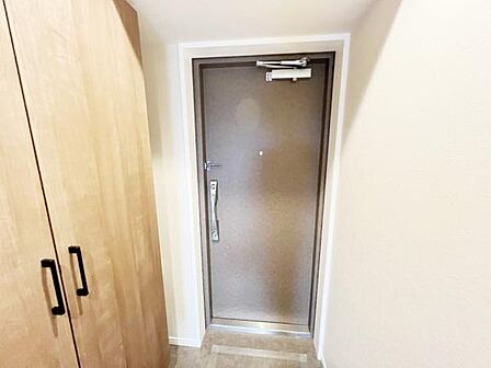 玄関には大容量のシューズボックス付です。