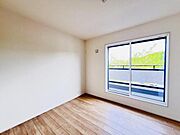 子供部屋にもちょうど良い大きさのお部屋です。