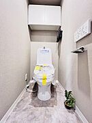 ほっと安らげるトイレ空間です。