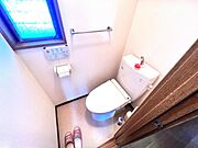 ほっと安らげるトイレ空間です。