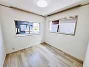 子供部屋にもちょうど良い大きさのお部屋です。
