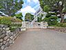 周辺：昭島市立拝島中学校まで約80m（徒歩1分）