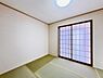 和室：和室スペースです。畳のお部屋は寛げる空間ですね。