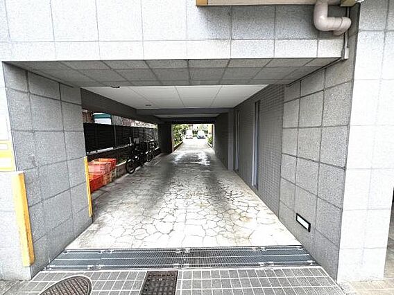 駐車場や駐輪場...
