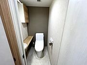 ほっと安らげるトイレ空間です。