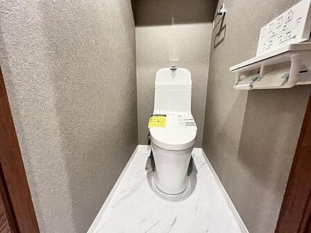 ほっと安らげるトイレ空間です。