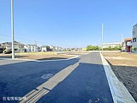 埼玉県草加市両新田西町：物件画像