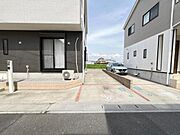 駐車場ももちろん完備しておりますのでお車所有の方にも心強いです。