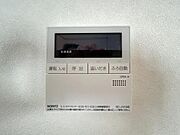 追い焚き機能付給湯パネル。
