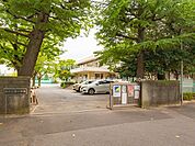 蕨市立西小学校まで約710m（徒歩9分）