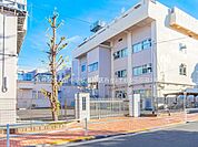板橋区立西台中学校まで約370m（徒歩5分）
