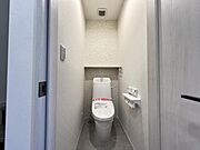 ほっと安らげるトイレ空間です。
