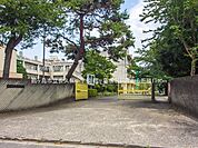 鶴ヶ島市立長久保小学校まで約1190m（徒歩15分）