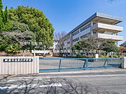 新座市立第六中学校まで約1600m（徒歩20分）