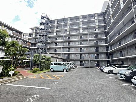 SRC造8階建ての4階部分のお部屋になります。