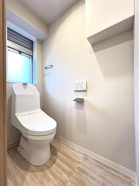 ほっと安らげるトイレ空間です。