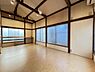 寝室：寝室にもご利用いただける居室スペースです。