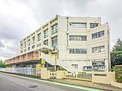 さいたま市立大宮西中学校まで約180m（徒歩3分）