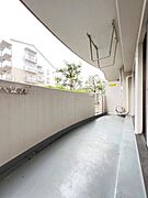お洗濯ものを気持ち良く太陽の光で干せるのが嬉しいですね。