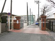 さいたま市立白幡中学校まで約1100m（徒歩14分）
