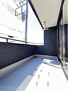 お洗濯ものを気持ち良く太陽の光で干せるのが嬉しいですね。
