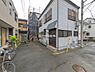 外観：前面道路を含めた現地写真です。