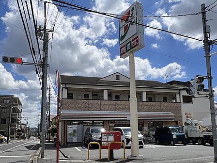 セブン-イレブン 領家店まで約290m（徒歩4分）