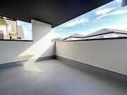 お洗濯ものを気持ち良く太陽の光で干せるのが嬉しいですね。