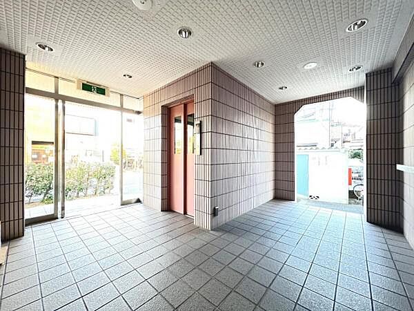 エントランスを拡大表示