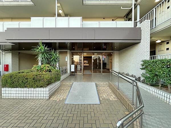 エントランスを拡大表示