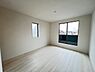 寝室：寝室にもご利用いただける居室スペースです。