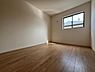 子供部屋：子供部屋にもちょうど良い大きさのお部屋です。