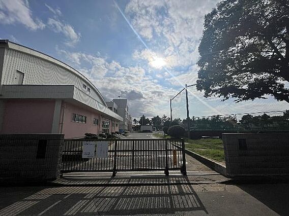 幸町第二中学校...