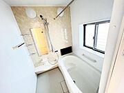 お風呂でほっとひといき。1日の疲れを癒しましょう。