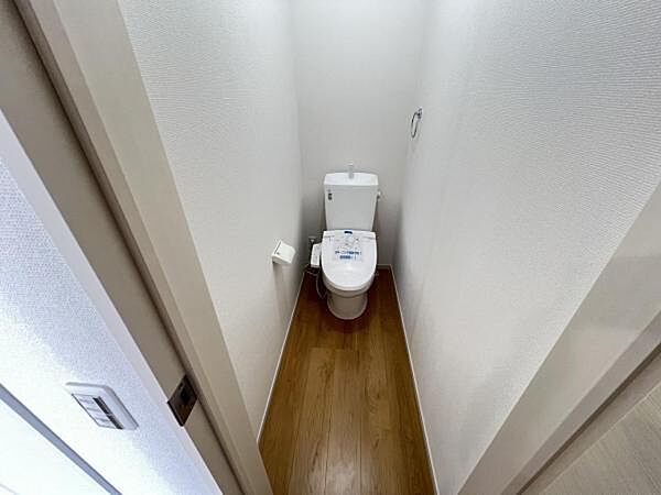 トイレを拡大表示